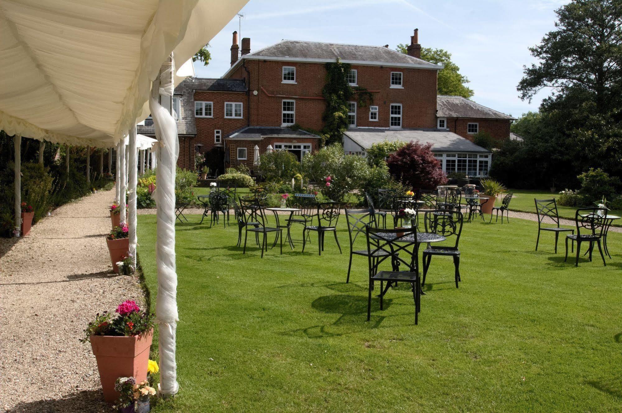 The Mill House Hotel Reading Eksteriør billede